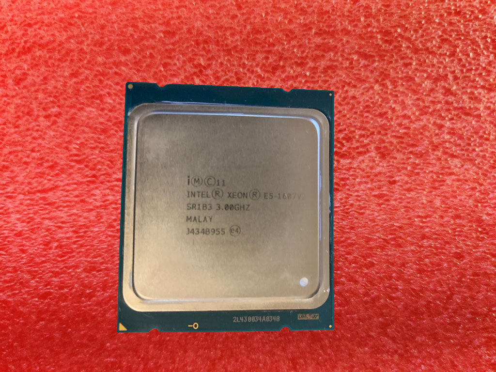 Intel Xeon E5 1607 V2